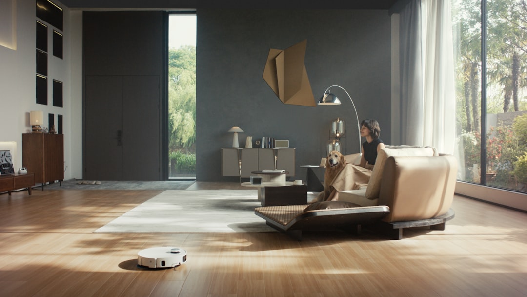 WindowBot Elite Window Cleaner